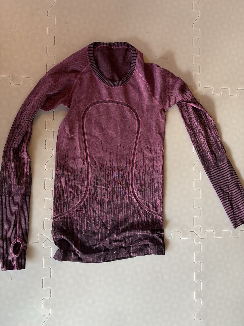 lululemon athletica Seamless Long-Sleeve Top in Plum